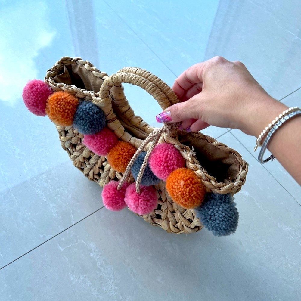 POM POM Purse - Picture 4 of 11